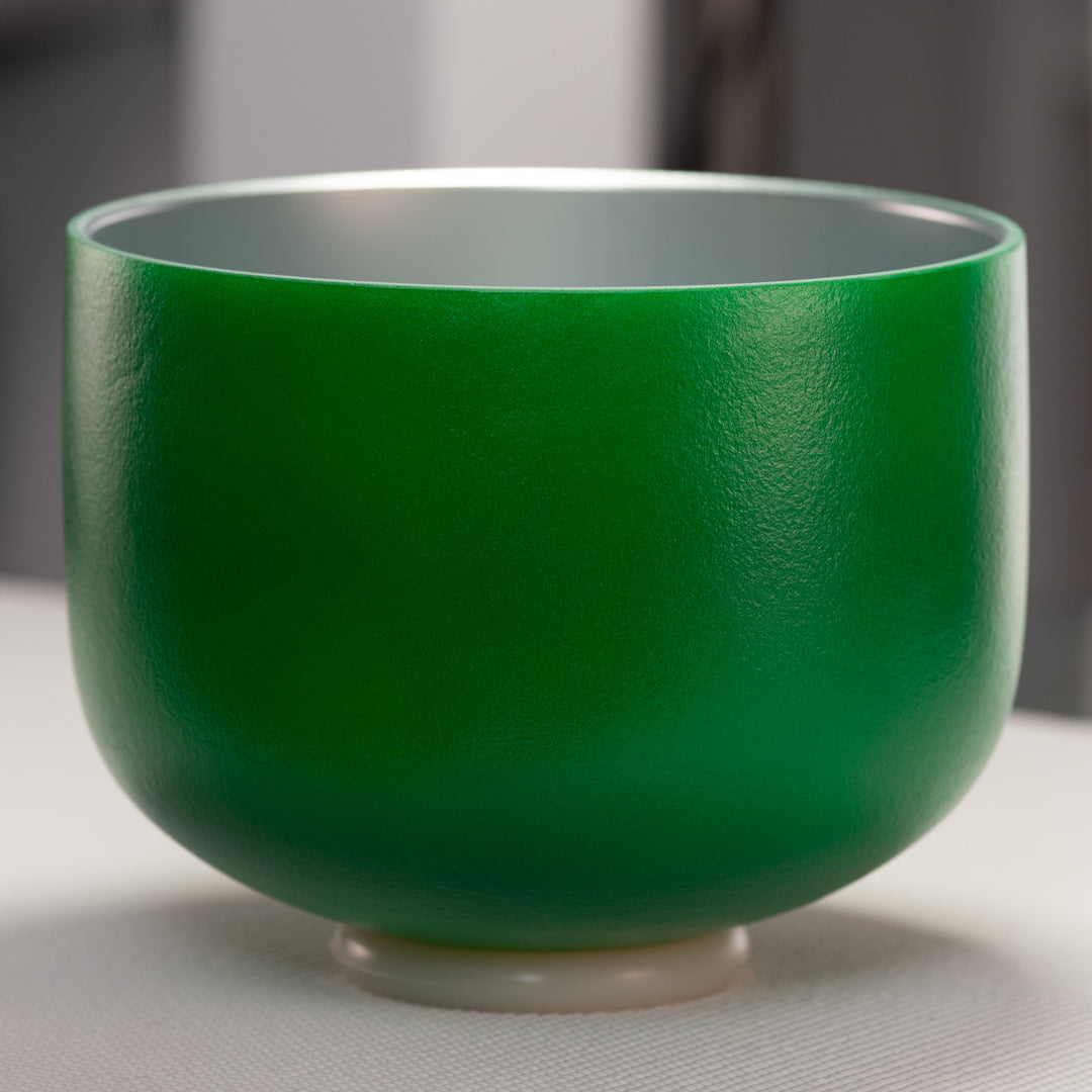 9.75" A-30 Emerald Heart Frosted Crystal Singing Bowl, Silver inside from Bowls of Sound