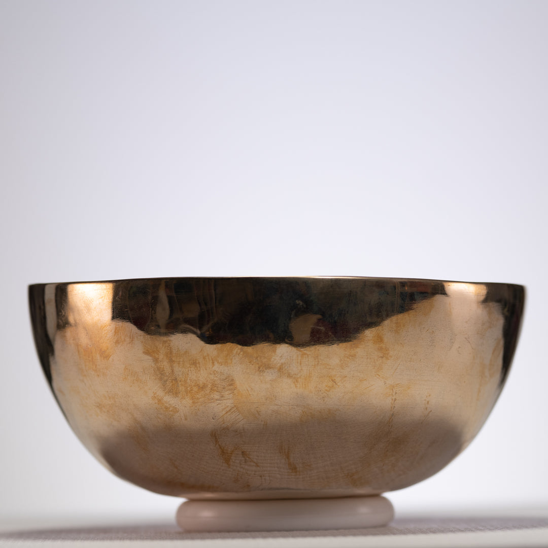 B note metal bowl