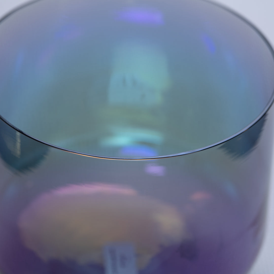 Aurora Sky singing bowl close up