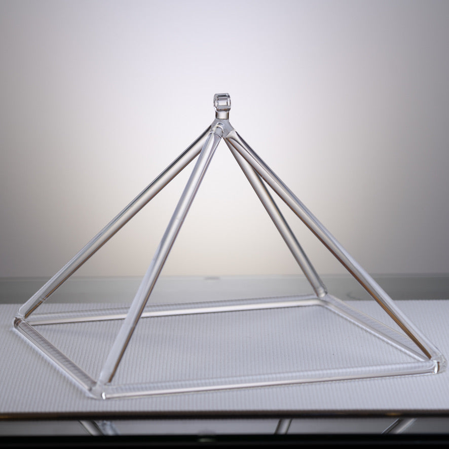 17.5" Clear Crystal Pyramid