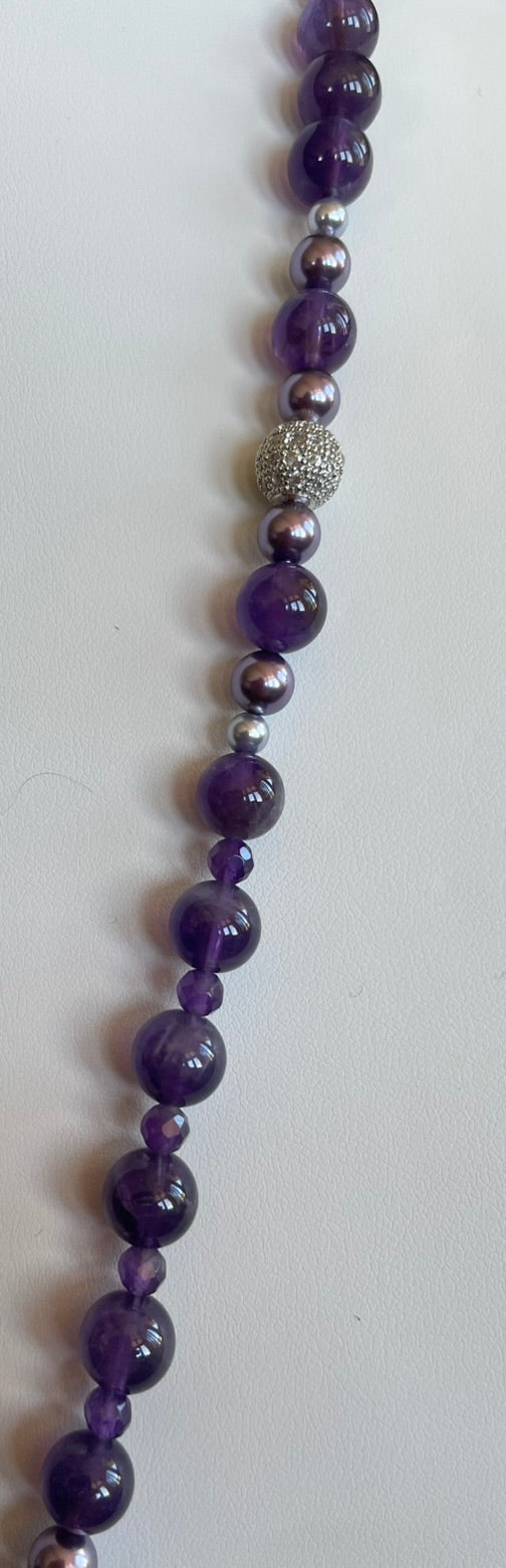 Amethyst Mala with Amethyst pendant, made by Tara Kaur 