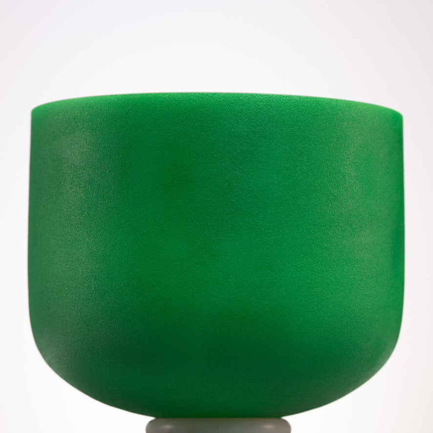 11" D-27 Emerald Heart Frosted Crystal Singing Bowl, Silver inside