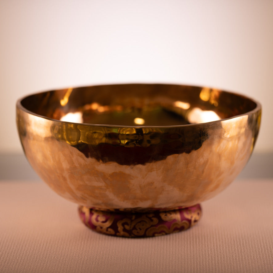 Himalayan Singing Bowl Set in D Major