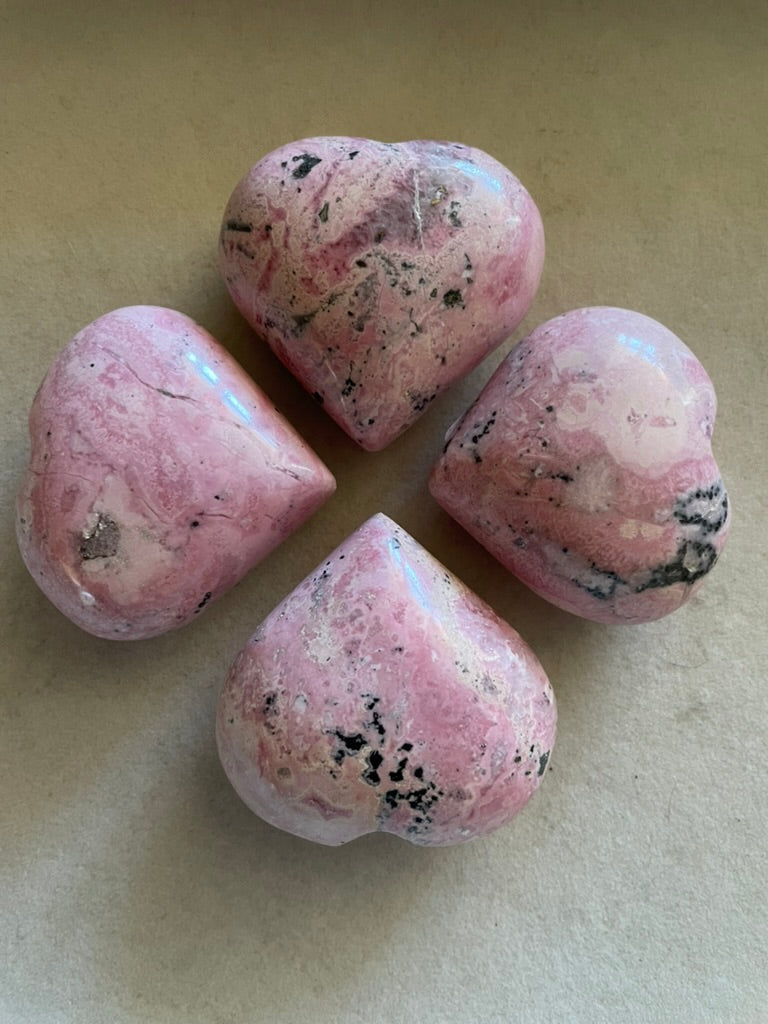 Peruvian Rhodonite Hearts – Bowls of Sound