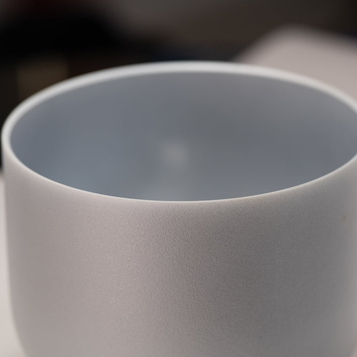 9" E+6 Frosted Silver Star Crystal Singing Bowl, Silver inside