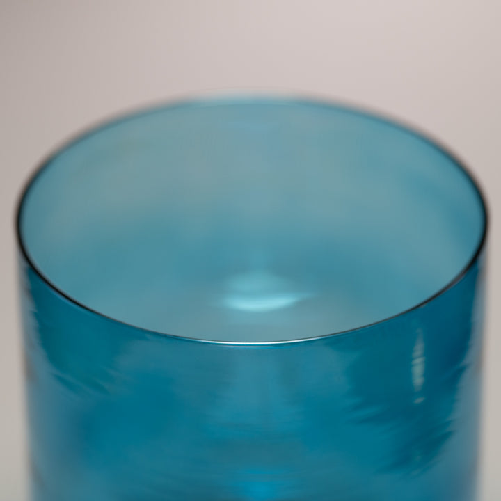 7" D-29 Caribbean Blue Crystal Singing Bowl