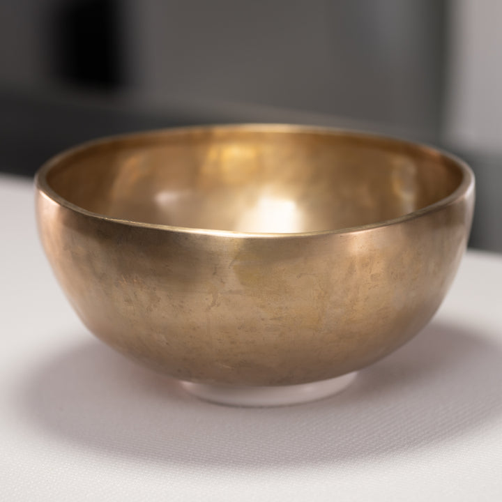 10.25" D+22 Himalayan Singing Bowl