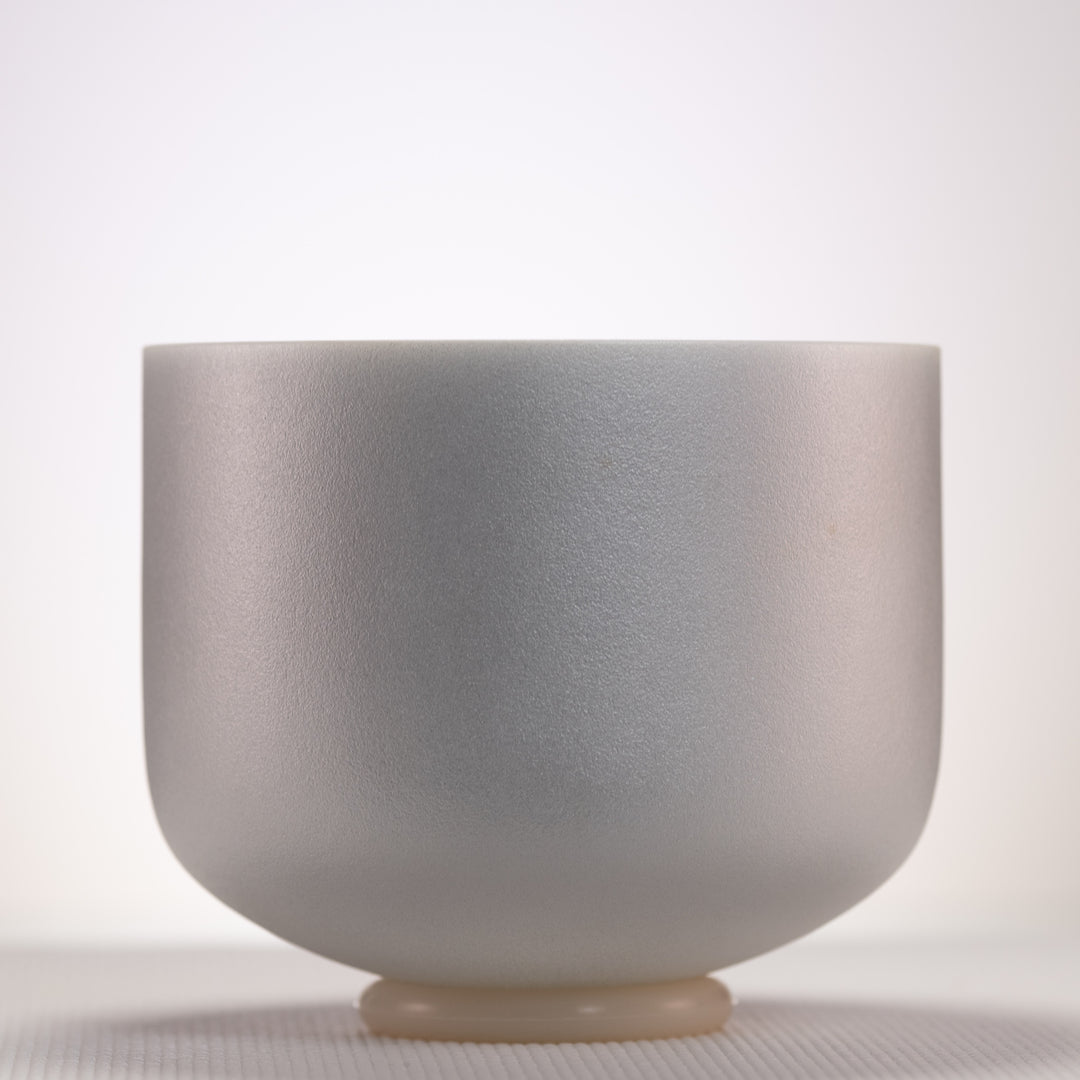 9" E+6 Frosted Silver Star Crystal Singing Bowl, Silver inside