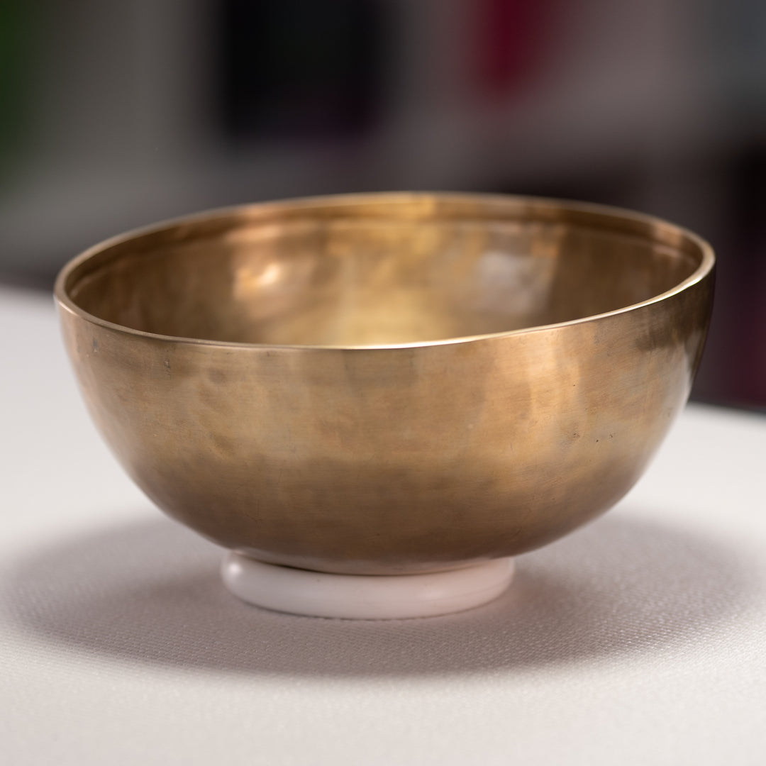 9.5" A+17 Himalayan Singing Bowl