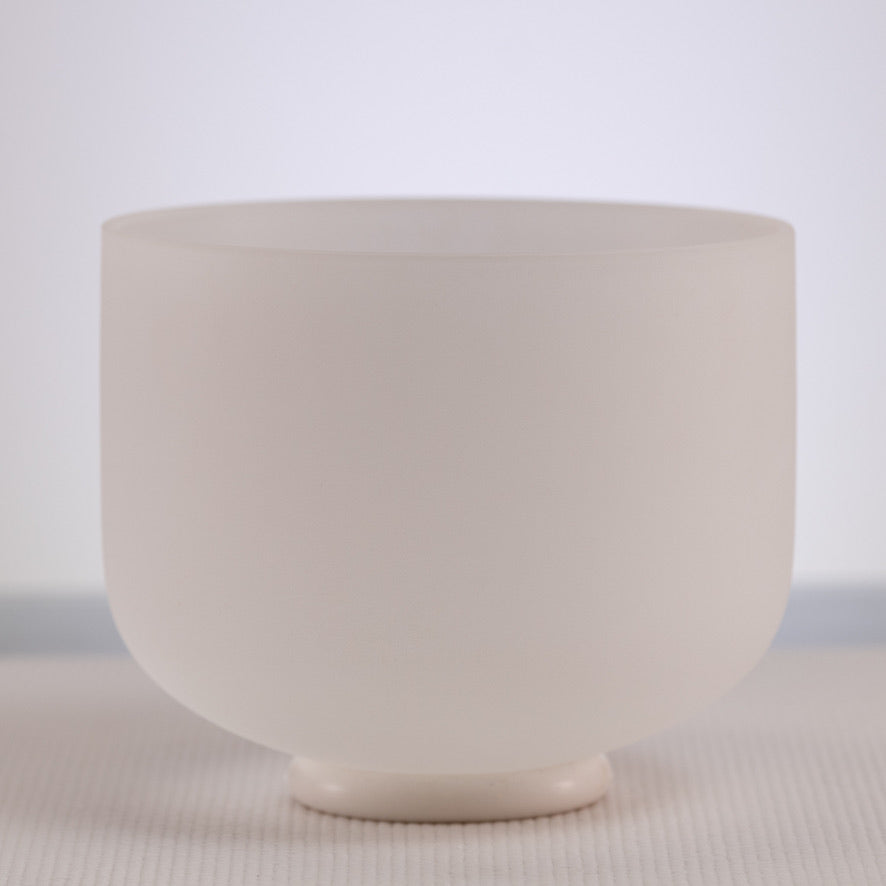 9" F#+0 White Frosted Crystal Singing Bowl