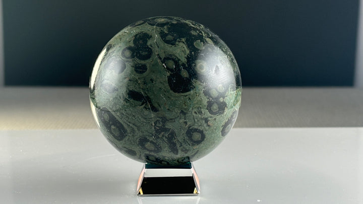 Kambaba Jasper Sphere