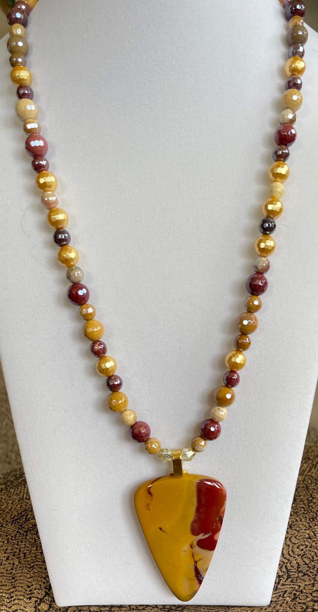 Mookaite necklace with Mookaite pendant made by Tara Kaur