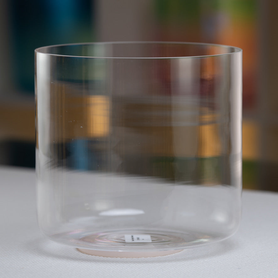 Clear quartz singing bowl for soundbaths