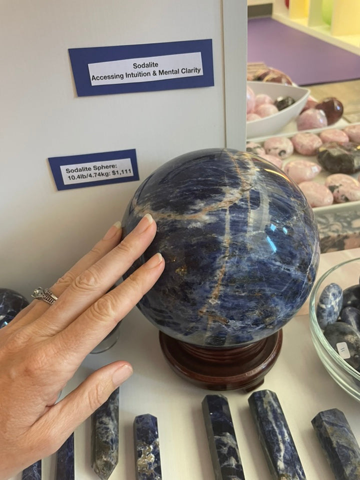 Sodalite for Mental Clarity