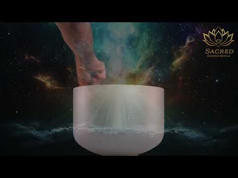 10" C#+4 Frosted Silver Star Crystal Singing Bowl, Silver inside