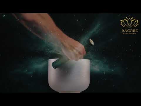 8" B-29 Frosted Silver Star Crystal Singing Bowl, Silver inside